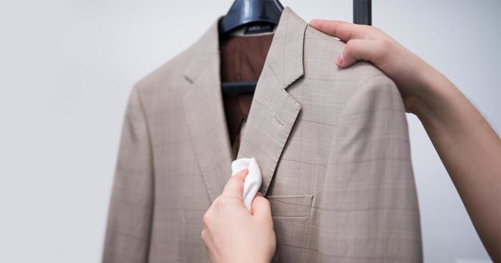 Áo vest thường được giặt khô, lau khô để giữ được giá trị bền đẹp