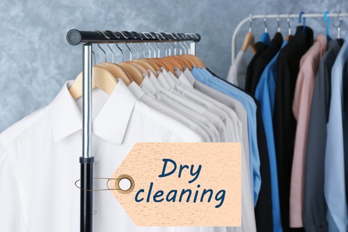 Phân loại và xử lý sơ bộ các vết bẩn